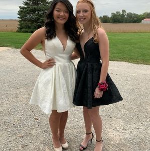 Sherri Hill homecoming dress